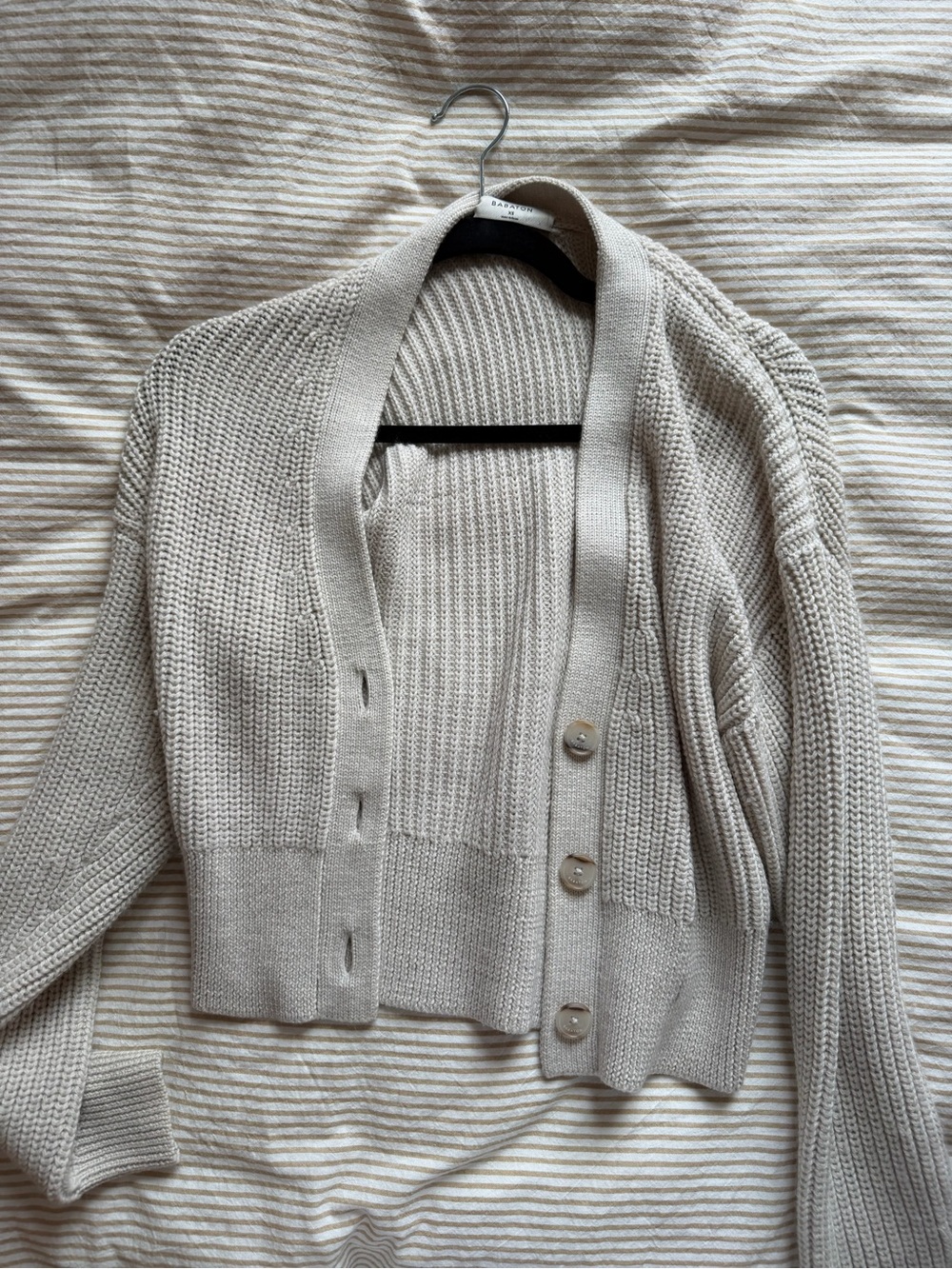 Aritzia Neutral Light Gray Cropped Knit Cardigan